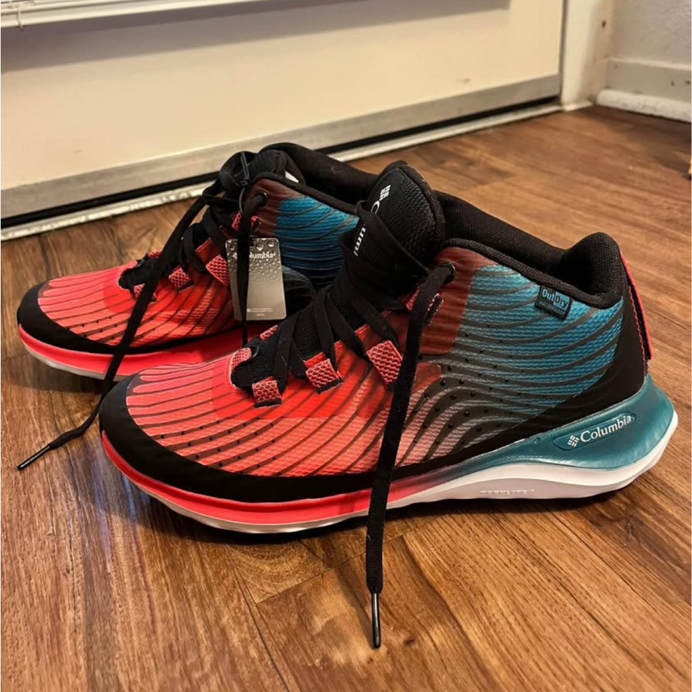 Women's Escape™ Summit Outdry*™ Walking Shoe